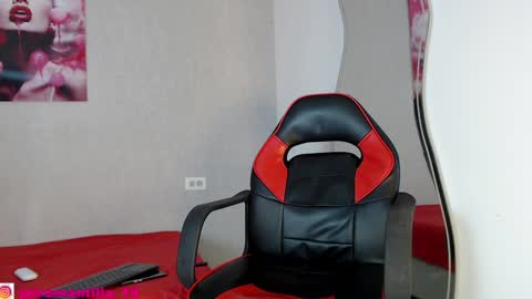 Hello guys excuse my absence I will be absent for several days for health reasons I hope you understand thank you very much. online show from 02.07.25