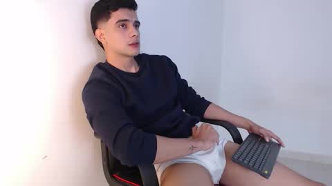 Hello guys excuse my absence I will be absent for several days for health reasons I hope you understand thank you very much. online show from 10.09.25