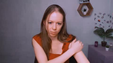 adamais_ online show from 10.08.25