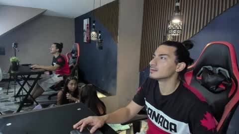 adam and Sara online show from 04.02.26