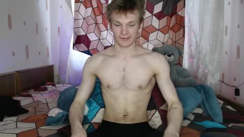 Snapshot of adamharriss chatting on 02.21.25 adamharriss online show from 02.21.25