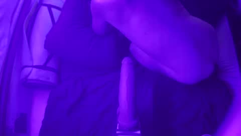 adamineve online show from 01.25.25