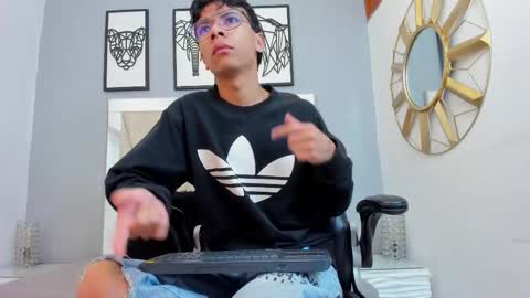 Adams Bobby online show from 03.29.26