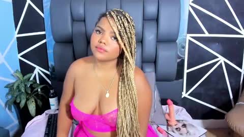 Snapshot of adams_cloe chatting on 02.22.25 Cloe Adams online show from 02.22.25