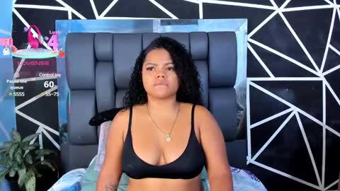 Snapshot of adams_cloe chatting on 03.01.25 Cloe Adams online show from 03.01.25