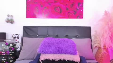 Snapshot of adams_cloe chatting on 12.20.25 Cloe Adams online show from 12.20.25