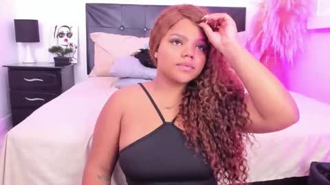 Snapshot of adams_cloe chatting on 01.12.26 Cloe Adams online show from 01.12.26