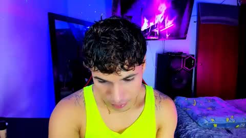 Snapshot of adams_collins chatting on 10.24.25 Adams online show from 10.24.25