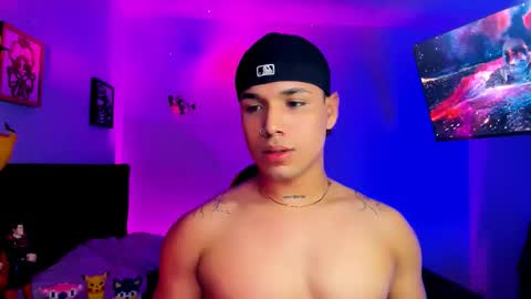 Snapshot of adams_collins chatting on 12.03.25 Adams online show from 12.03.25