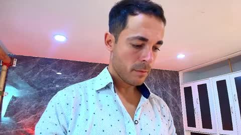 Im Adams Sanz online show from 03.28.26