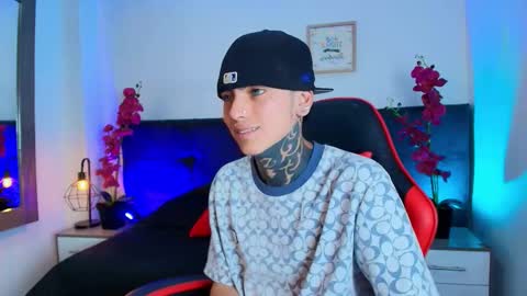 AdamsWalkerr  online show from 03.26.26