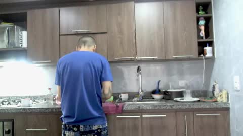 Snapshot of adan_eva960 chatting on 02.09.25 eva online show from 02.09.25