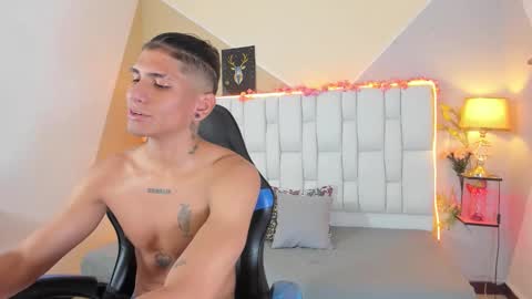 Adan Oriol online show from 01.12.26