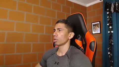 Adan Sin online show from 01.18.25