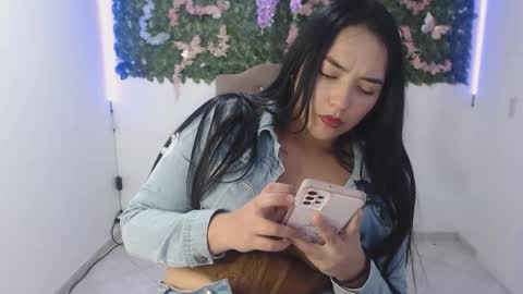 Snapshot of adara_cute_69 chatting on 02.04.26 Adara online show from 02.04.26