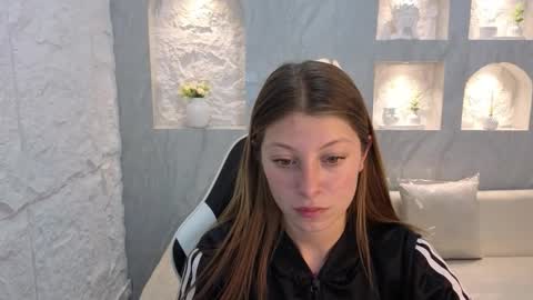 Snapshot of adara_gracee_tx chatting on 10.16.25 Live 1500am 2100pm COLOMBIAN HOUR online show from 10.16.25