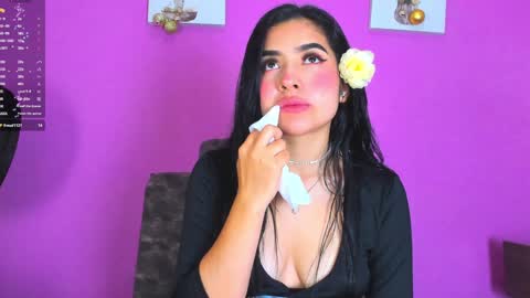  Adara Johnson  online show from 01.25.25