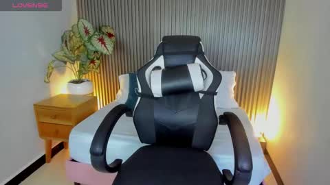 A D A R N A online show from 12.15.25