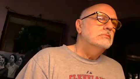 Snapshot of add_me_2 chatting on 05.19.26 add_me_2 online show from 05.19.26