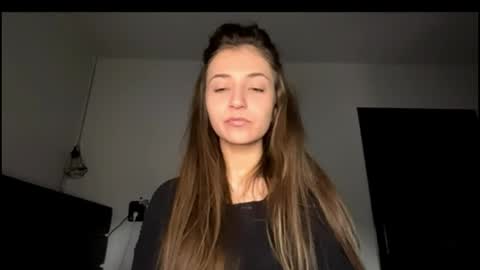 Snapshot of addisonadorable chatting on 04.11.26 Addison online show from 04.11.26