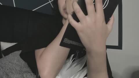 Snapshot of adeelinee chatting on 12.04.24 Ade online show from 12.04.24