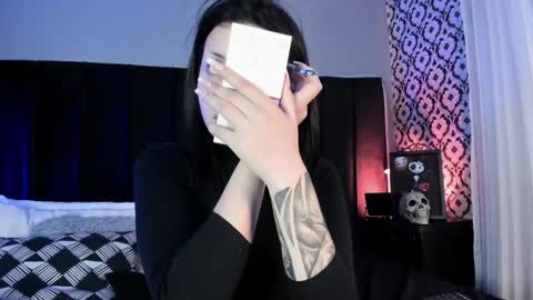 Snapshot of adeelinee chatting on 04.20.26 Ade online show from 04.20.26