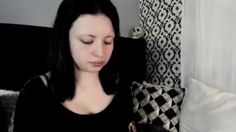 Snapshot of adeelinee chatting on 06.27.26 Ade online show from 06.27.26