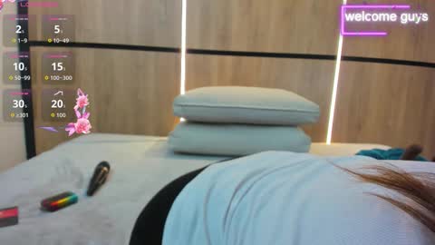 adela chase online show from 10.27.25