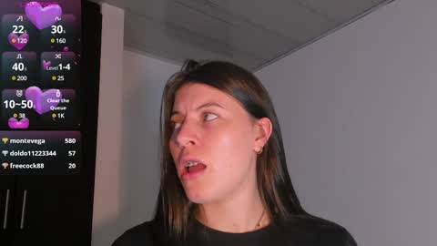 Adela Parker  online show from 01.06.25