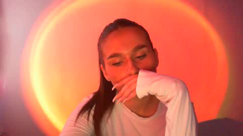 Adele Amore online show from 02.18.25