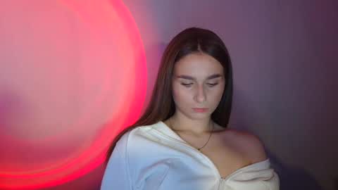 Adele Amore online show from 02.28.25