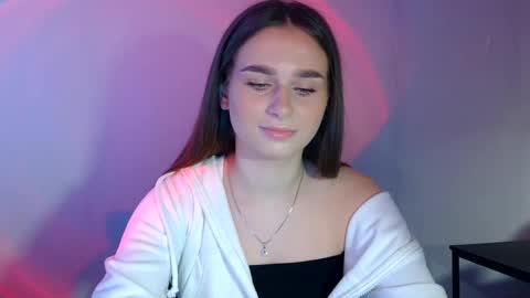 Adele Amore online show from 03.06.25