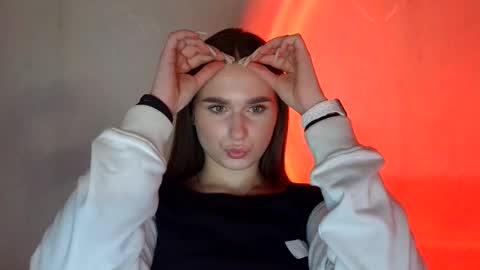 Adele Amore online show from 03.07.25