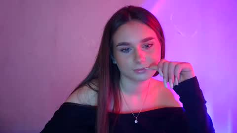 Adele Amore online show from 03.11.25