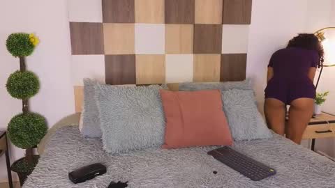 Andrea online show from 02.14.25