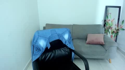 Snapshot of adele_sweett chatting on 11.05.25 Carolina online show from 11.05.25