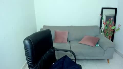 Snapshot of adele_sweett chatting on 11.26.25 Carolina online show from 11.26.25