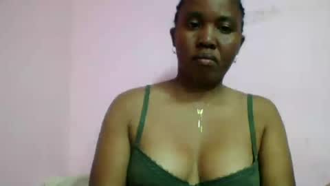 Snapshot of adelealy chatting on 07.15.26 adelealy online show from 07.15.26