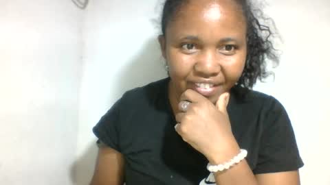 Snapshot of adelealy chatting on 07.29.26 adelealy online show from 07.29.26