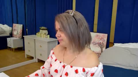 Snapshot of adeleravelle chatting on 08.05.26 AdeleRavelle online show from 08.05.26