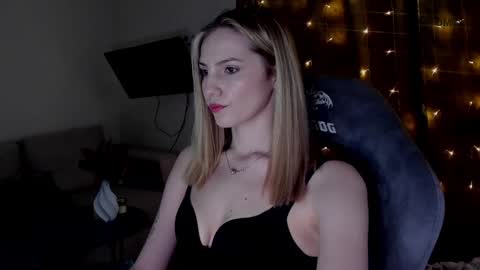 Adele Shine online show from 01.25.25