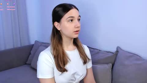 Snapshot of adelexx_zll chatting on 02.04.26 adelexx_zll online show from 02.04.26