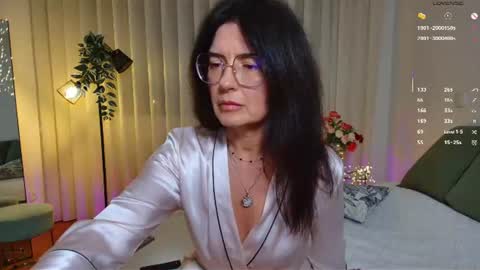 Snapshot of adelina_shine chatting on 06.19.26 Im Adelina . See you.... online show from 06.19.26