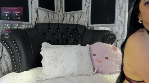 adelinemoretti online show from 01.05.26