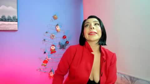 Adelle online show from 12.28.24