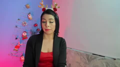 Adelle online show from 12.29.24