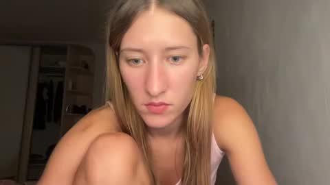 Snapshot of adellqueen chatting on 07.11.26 Adell online show from 07.11.26
