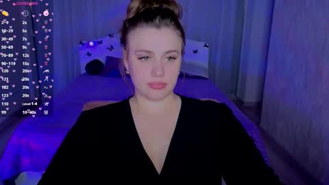 Snapshot of adelynnn chatting on 09.23.25 Ada online show from 09.23.25