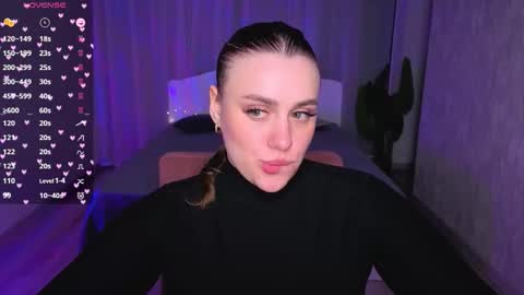 Snapshot of adelynnn chatting on 10.21.25 Ada online show from 10.21.25