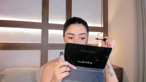 Snapshot of adhara_black01 chatting on 04.20.26 Adhara online show from 04.20.26